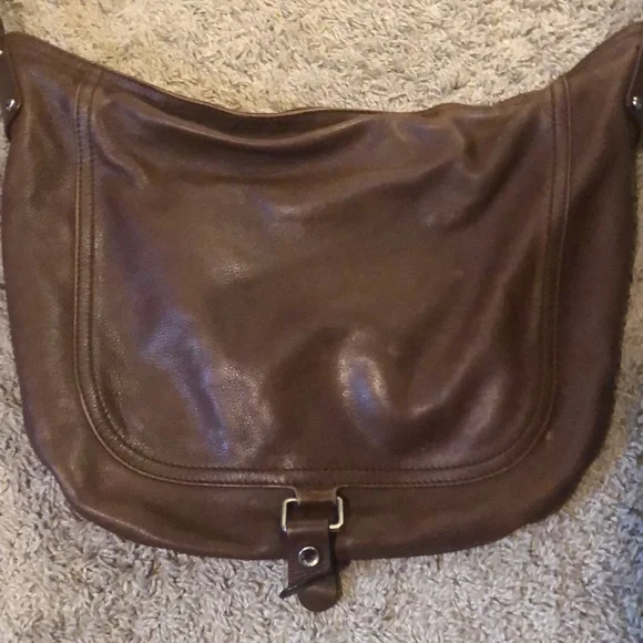 Theory Brown Leather Crossbody Bag with Sophisticated Design - Picture 9 of 12